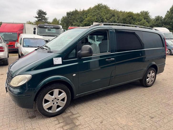 Mercedes-Benz Vito *111CDI-6SEATS-AUTOMATIC* (bj 2005), Auto's, Bestelwagens en Lichte vracht, Bedrijf, Te koop, Airconditioning