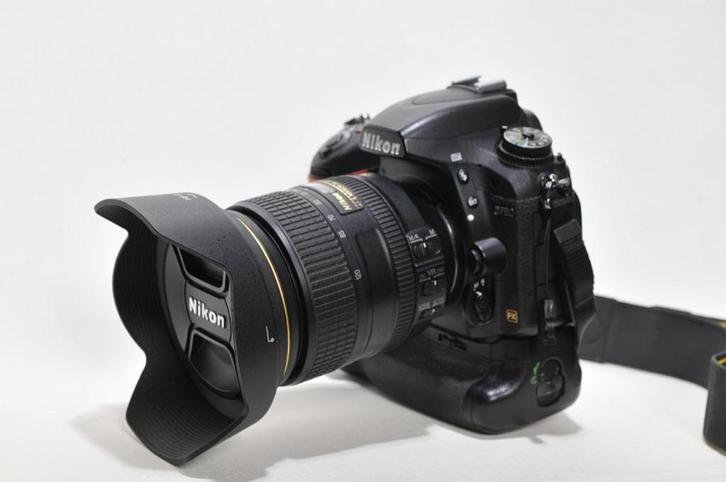 nikon D750 met batterypack en 24-120 f:4 lens, ook apart, Audio, Tv en Foto, Fotocamera's Digitaal, Gebruikt, Spiegelreflex, Nikon