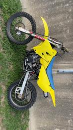 Pièce 85 rm, Motoren, Ophalen of Verzenden, Gebruikt