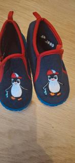 Pantoffels maat 26, Enfants & Bébés, Vêtements de bébé | Chaussures & Chaussettes, Enlèvement