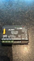 Alden SPS 300 solar regulator gel amg acid batt, Caravans en Kamperen, Ophalen, Zo goed als nieuw