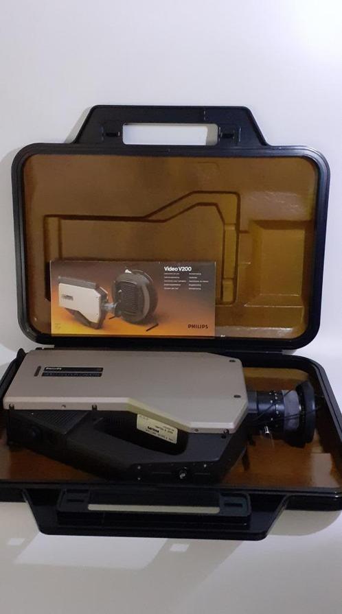 Philips V200 colour videocamera compleet met haspel, Audio, Tv en Foto, Videocamera's Digitaal, Zo goed als nieuw, Camera, Overige soorten
