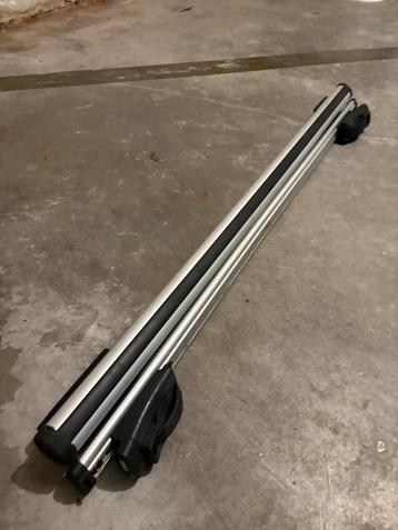 Thule dakdragers voor auto’s met open/zwevende dakrailing beschikbaar voor biedingen