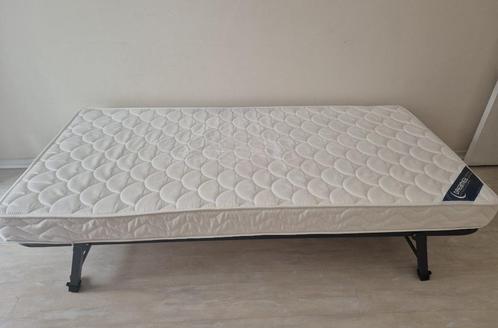 Eenpersoonsbed, boxspring en matras - zeer weinig gebruikt, Huis en Inrichting, Slaapkamer | Bedden, Zo goed als nieuw, Eenpersoons