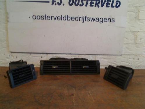 Luchtrooster Dashboard van een Audi A4, Auto-onderdelen, Dashboard en Schakelaars, Audi, Gebruikt, 3 maanden garantie, Ophalen of Verzenden