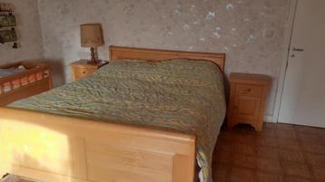 Complete slaapkamer, kledingkast, bed, dressoir,.. l beschikbaar voor biedingen