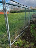 2 bouwhekken + 2 betonblokken, Ophalen, Zo goed als nieuw