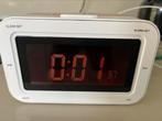 Mooie wekkerradio van merk bigben met ingebouwde projector, Ophalen of Verzenden, Zo goed als nieuw