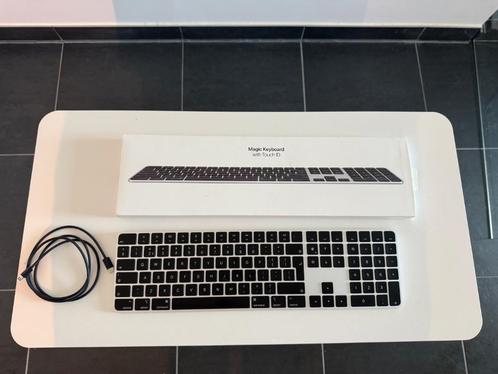 Apple Magic Keyboard met Numpad - Touch ID - QWERTY Black, Computers en Software, Toetsenborden, Zo goed als nieuw, Qwerty, Draadloos