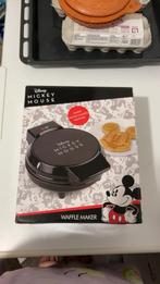 MICKEY MOUSE wafelijzer, Ophalen, Uitneembare platen, Zo goed als nieuw