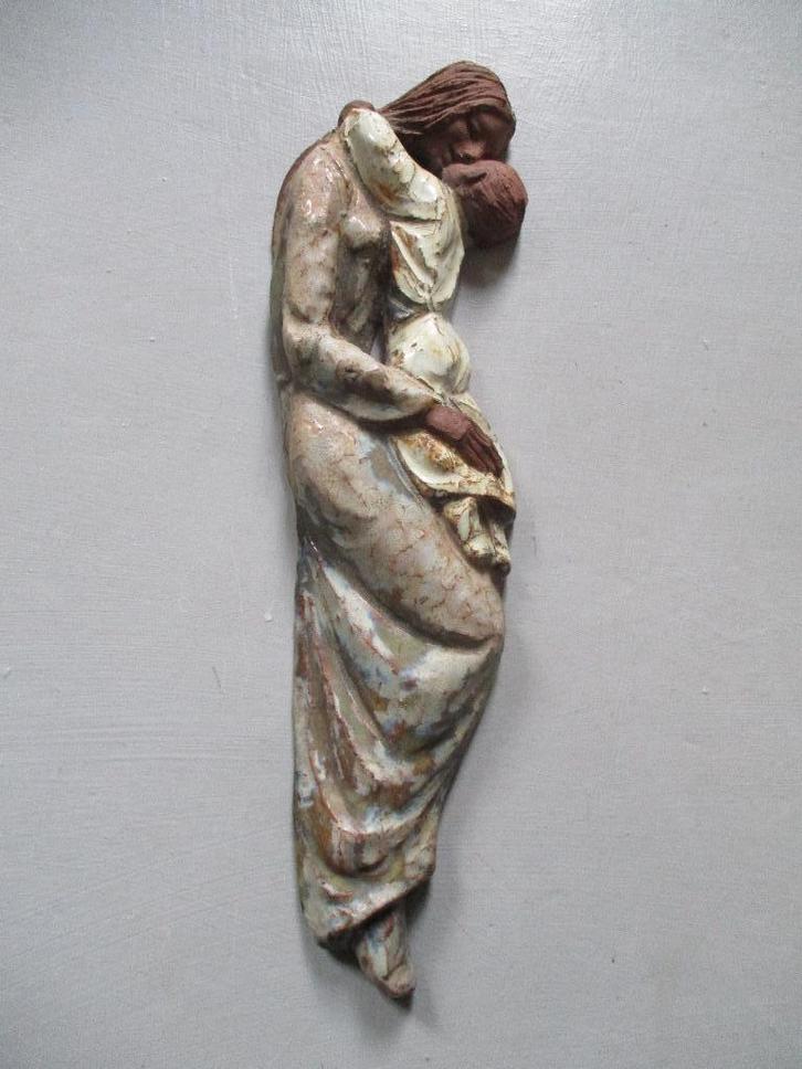 Vintage Teracotta-- Keram.Bas- relief  Beeld MOEDER en KIND, Verzamelen, Beelden en Beeldjes, Zo goed als nieuw, Verzenden