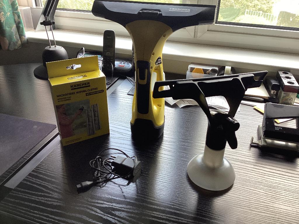 Nettoyeur vitres karcher, Gebruikt, Ophalen of Verzenden, Waterstofzuiger, Minder dan 1200 watt