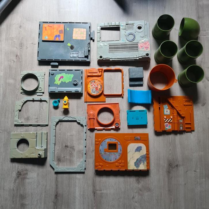 Tent Sewer Lair 1989., Collections, Jouets miniatures, Utilisé, Enlèvement ou Envoi