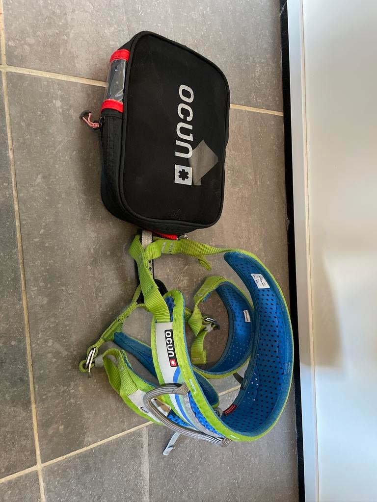 Harnais d’escalade kid, Motos, Accessoires | Cadenas, Enlèvement, Utilisé