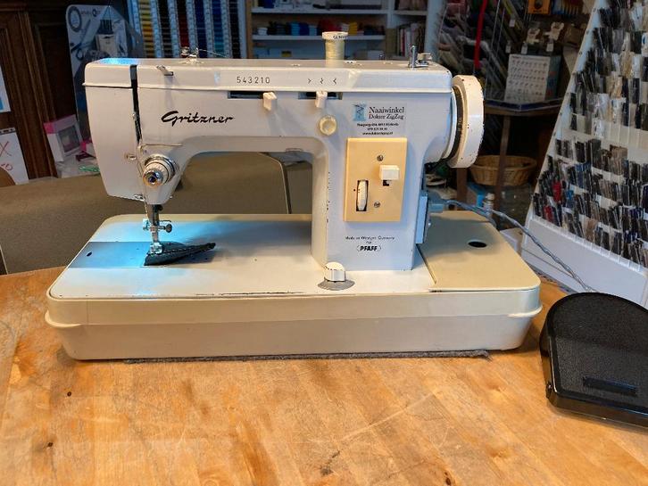 Gritzner (Pfaff) semi industrie - voor zware materialen, Hobby en Vrije tijd, Naaimachines en Toebehoren, Gebruikt, Naaimachine