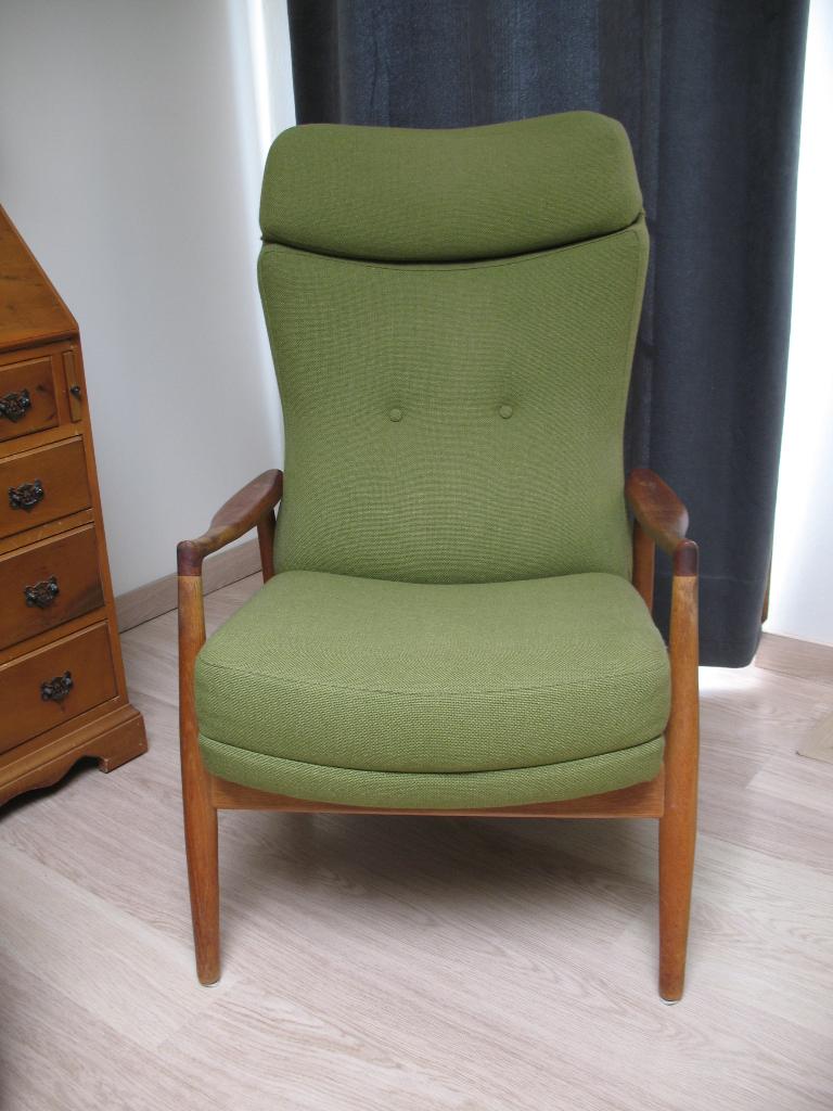 Fauteuil Van Bovenkamp, Mid Century, Huis en Inrichting, Fauteuils, Zo goed als nieuw, Hout, Stof, Ophalen