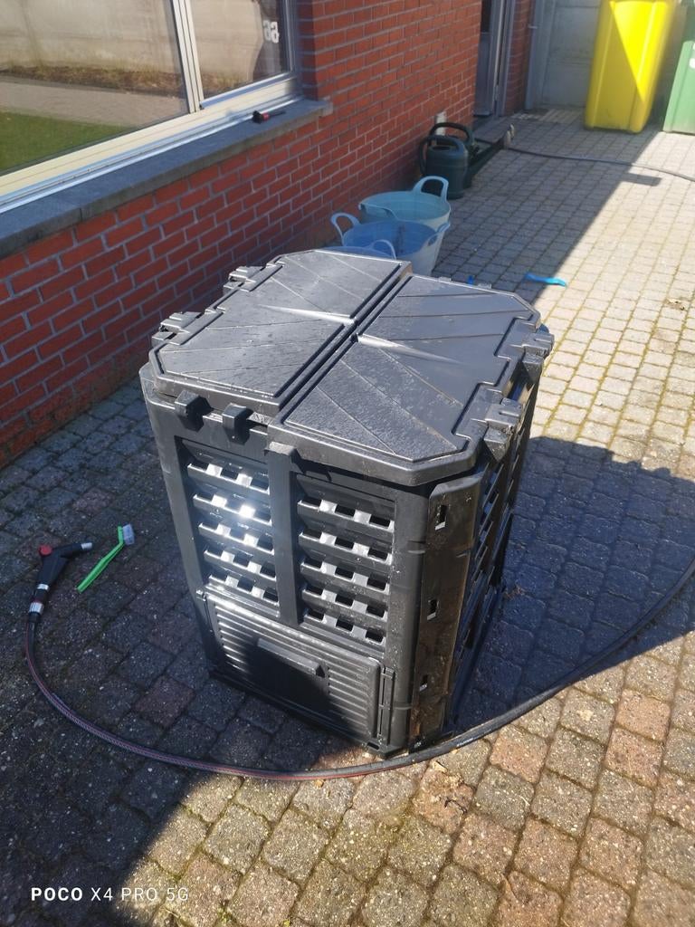 Compostbak 300 liter, Ophalen