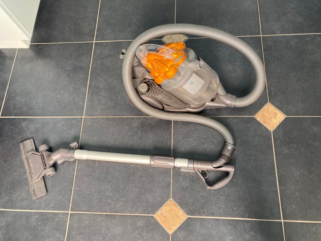 Stofzuiger Dyson DC19 zonder zak, Ophalen