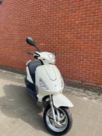 Piaggio Fly - A klasse - 4 Takt - Parelmoer wit, Comme neuf, Enlèvement, Fly, Classe A (25 km/h)