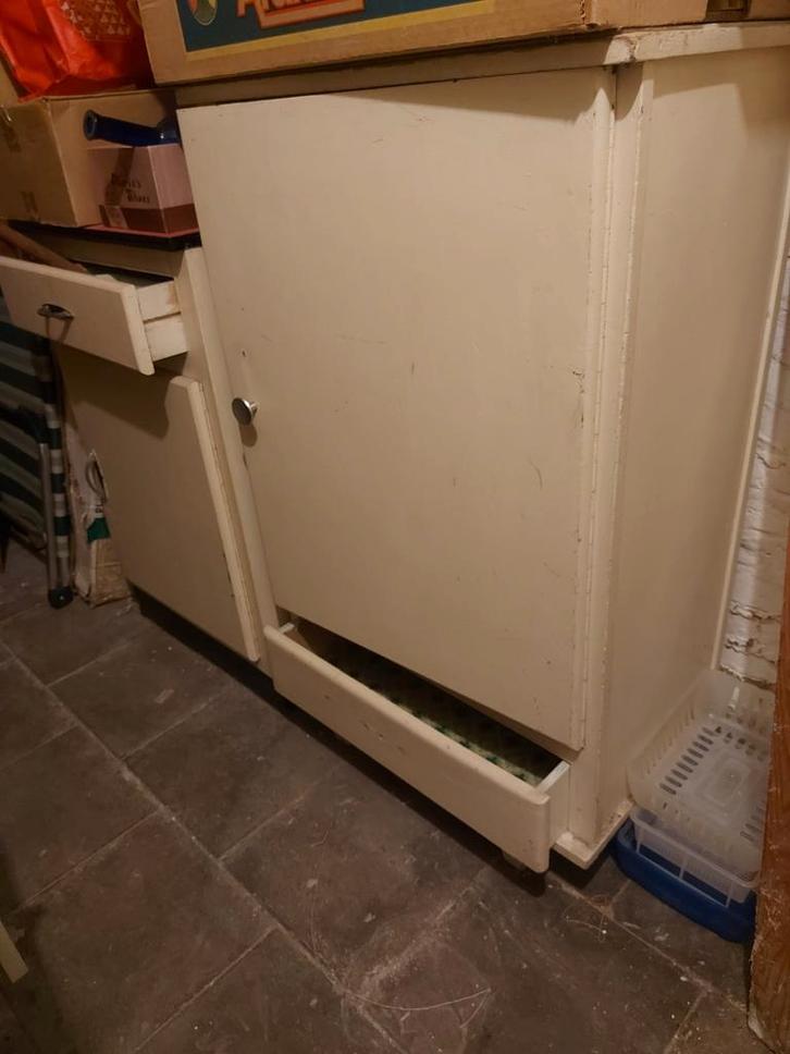 A DONNER 2 armoires de rangement, Maison & Meubles, Armoires | Casiers