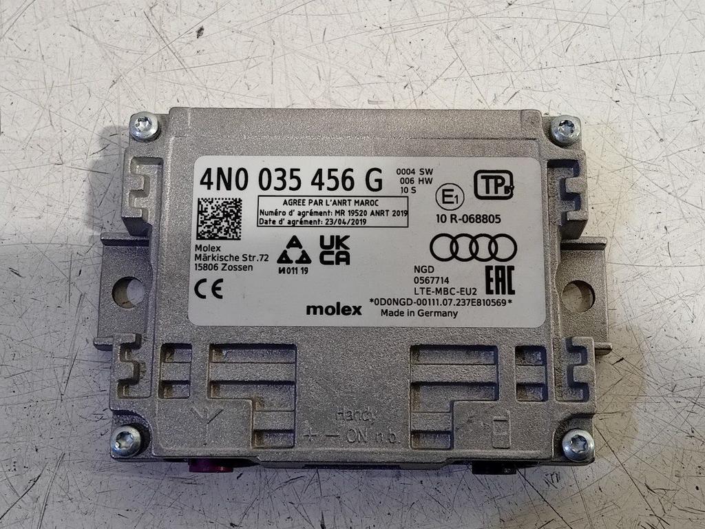 Antenne versterker Volkswagen Golf, Enlèvement ou Envoi, Van der Ven Autorecycling B.V., Onderdelen@venauto.nl, Ettenseweg 76, 4706 PB Roosendaal, The Netherlands