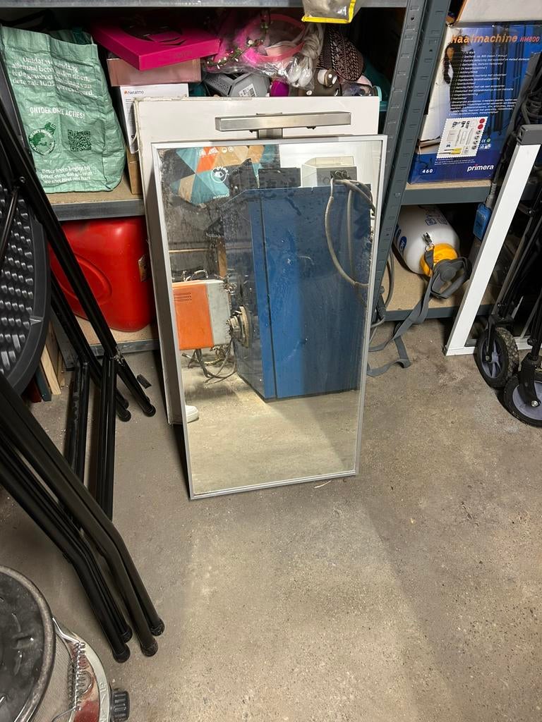 Gratis spiegelkast en lavabo, Huis en Inrichting, Ophalen, Gebruikt, Spiegelkast