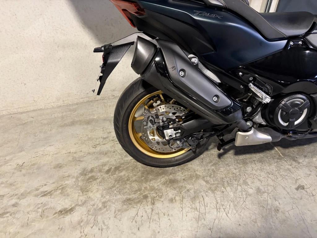 Yamaha Tmax 560 met Yamaha topcase, Motos, Scooter, Entreprise, 12 à 35 kW, 560 cm³