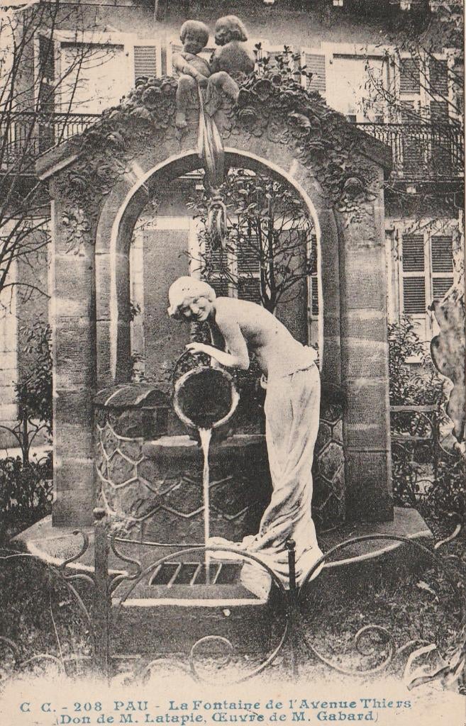PAU -  Fontein Avenue Thiers, Collections, Cartes postales | Étranger, Envoi, Non affranchie, France