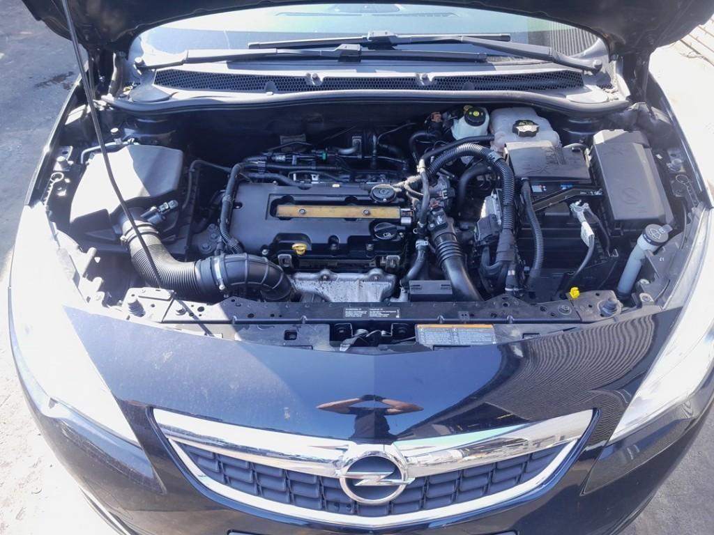 CALCULATEUR MOTEUR ECU Opel Astra J (PC6 / PD6 / PE6 / PF6), Utilisé, Opel