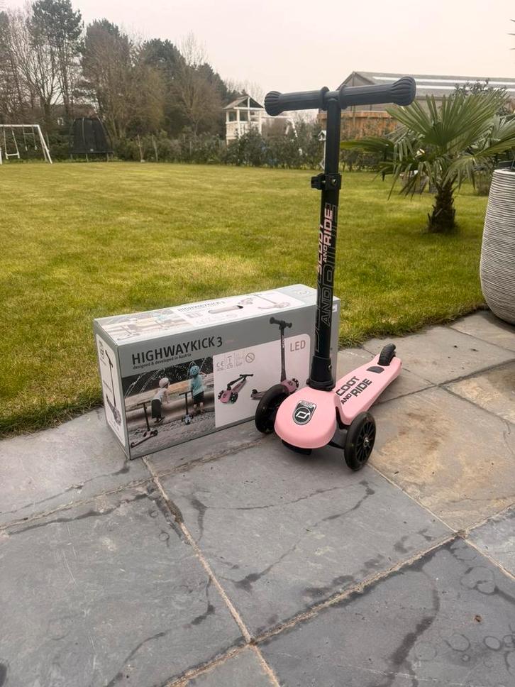 Highway kick 3 step met doos, Fietsen en Brommers, Steps, Zo goed als nieuw, Gewone step, Ophalen