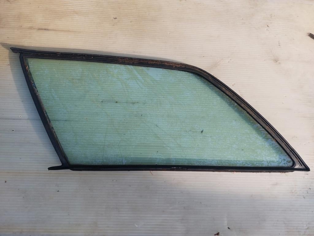 Vitres latérales arrière Mercedes W124 Break, Enlèvement ou Envoi, Mercedes-Benz