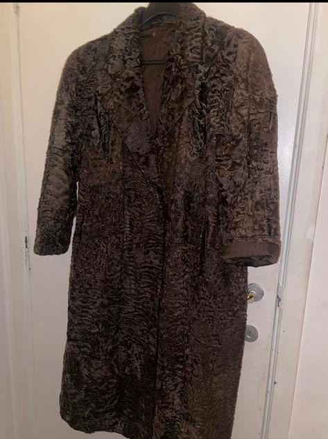 Vintage astrakan bontjas – bruine karakul mantel, Ophalen, Zo goed als nieuw, Maat 46/48 (XL) of groter