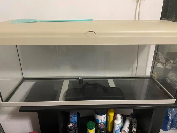 Aquarium met kast en alle toebehoren, Animaux & Accessoires, Poissons | Aquariums & Accessoires, Comme neuf, Enlèvement