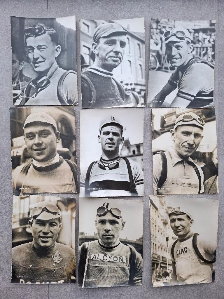 Grote kaarten wielrenners (Chokolade Clovis), Verzamelen, Sportartikelen en Voetbal, Ophalen of Verzenden, Gebruikt, Spelerskaart