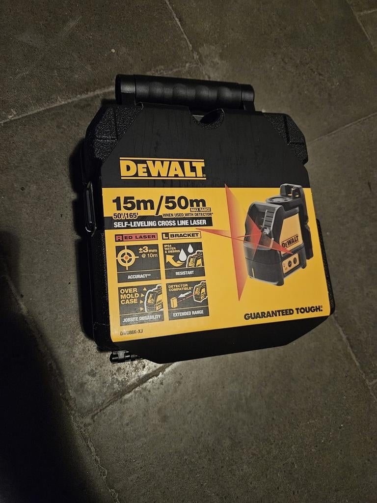 Dewalt, Ophalen