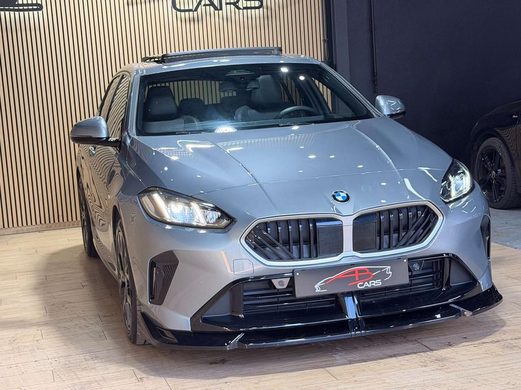 BMW 1 Serie 116 IAS * PACK M PERFORMANCE * ETAT SHOW ROOM *, Autos, Argent ou Gris, Achat, Entreprise, Détection des panneaux routiers