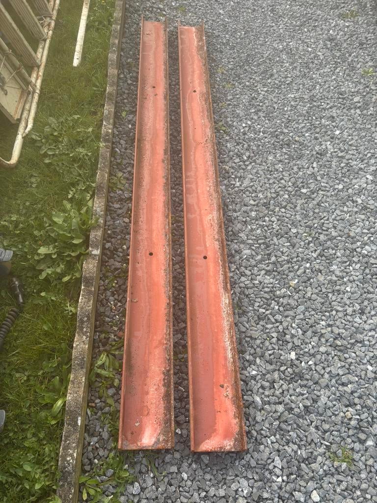 IJzeren truss, Ophalen, Zo goed als nieuw