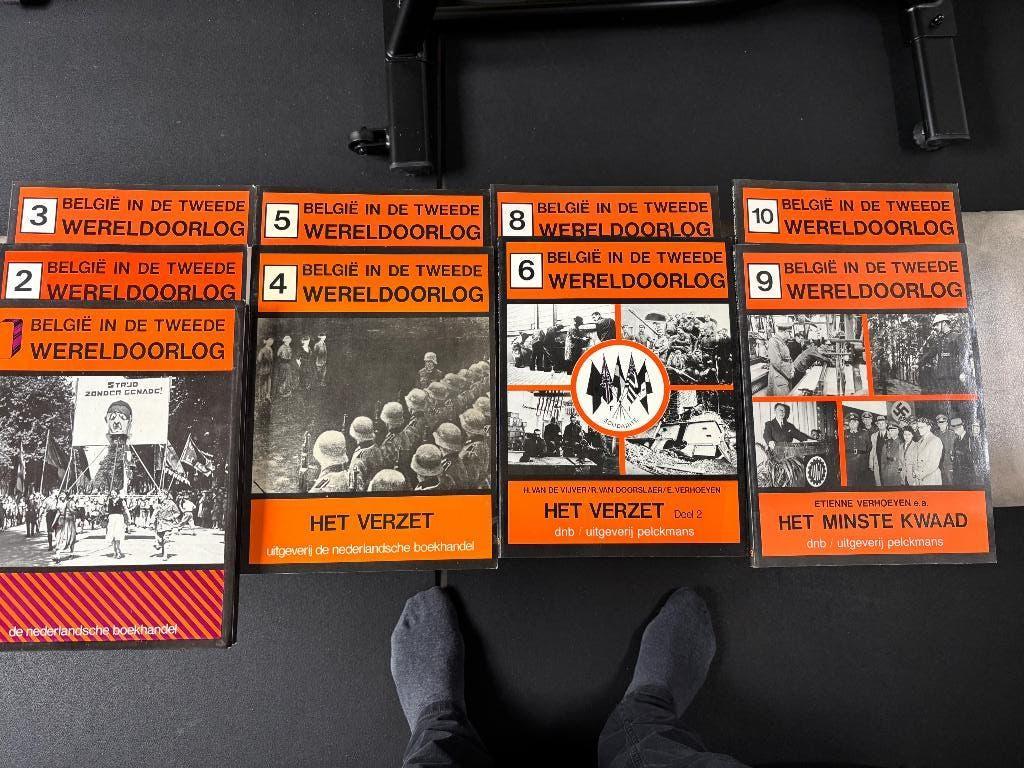 Serie boeken 2de wereldoorlog, Ophalen, Zo goed als nieuw