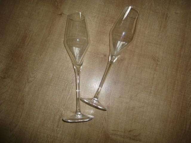 2 champagneglazen, Antiek en Kunst, Antiek | Glaswerk en Kristal, Ophalen