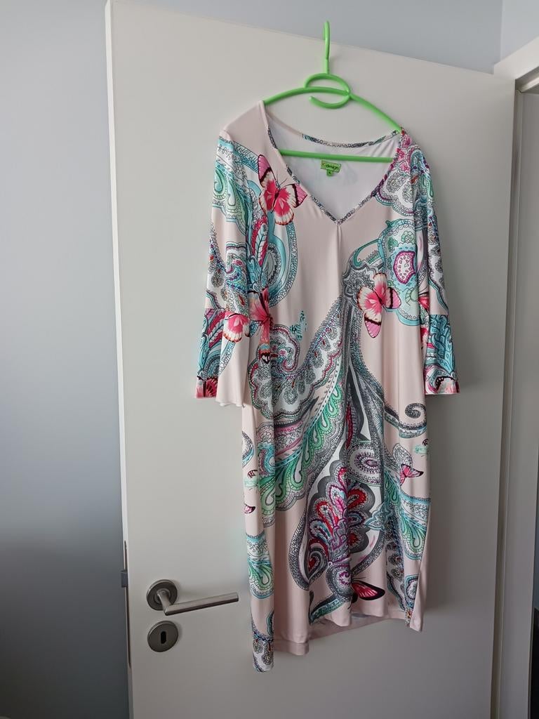 Roze kleed merk K Design te koop.Maat L- XL, Vêtements | Femmes, Robes, Enlèvement, Taille 42/44 (L), Rose