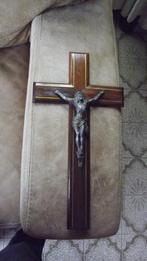 Croix en bois avec Jésus en laiton, Enlèvement ou Envoi