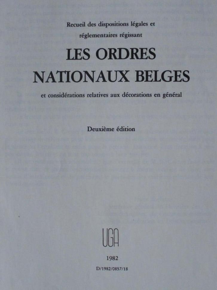 1982 l' ouvrage de référence Cornet ordres nationaux belges, Collections, Objets militaires | Général, Armée de terre, Envoi