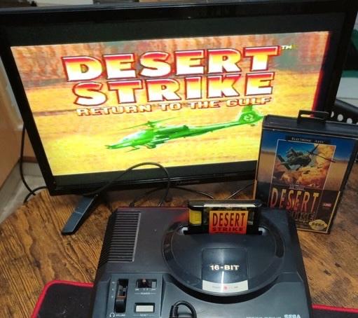 sega megadrive RGB, Avec carte mémoire, Mega Drive, Comme neuf, Sans contrôleur