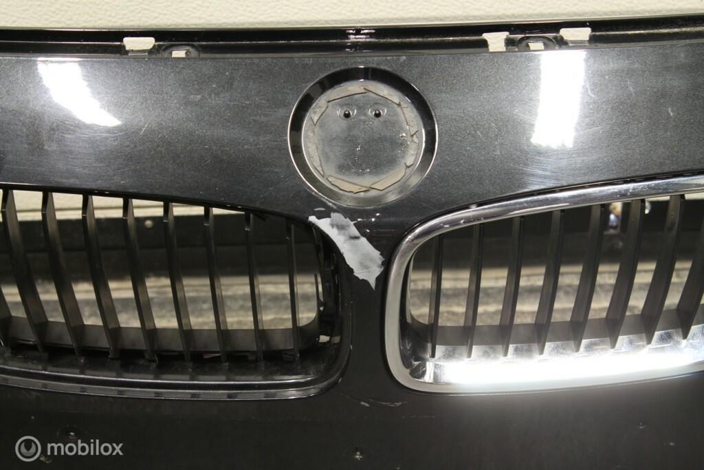 Pare-chocs gris BMW 3 serie F30 F31 F34 (2011-2019), Utilisé, Avant, Enlèvement ou Envoi, Pare-chocs