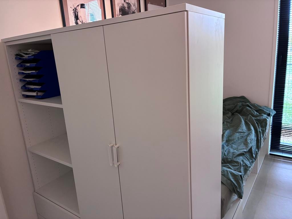 Ikea bed + kast, Huis en Inrichting, Slaapkamer | Bedden, Gebruikt, Twijfelaar, 140 cm, 200 cm, Hout, Wit, Verstelbaar, Ophalen