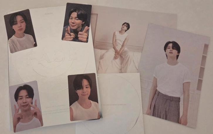 Version pour éclairage facial Jimin, CD & DVD, CD | Pop, Comme neuf, 2000 à nos jours, Coffret, Enlèvement ou Envoi