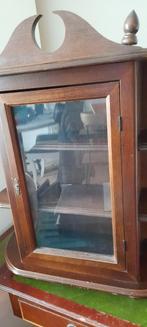 Antiek kastje, Antiek en Kunst, Ophalen