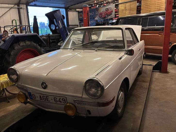 BMW 700 coupé Ancêtres, Autos, Oldtimers & Ancêtres, Entreprise, BMW, Essence, Autre carrosserie