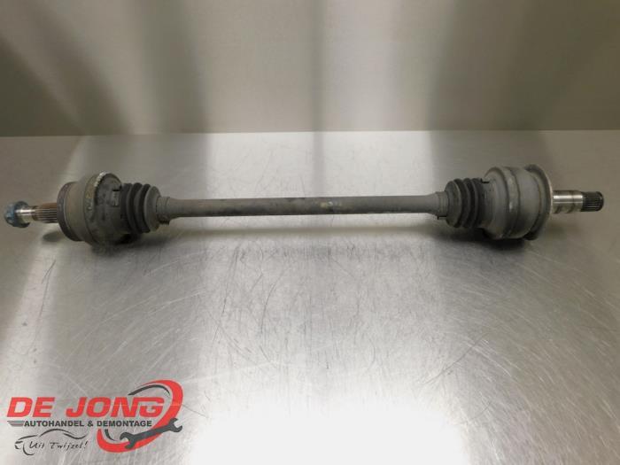 Arbre de transmission arrière gauche d'un Mercedes E-Klasse, Autos : Pièces & Accessoires, Freins & Transmission, Mercedes-Benz