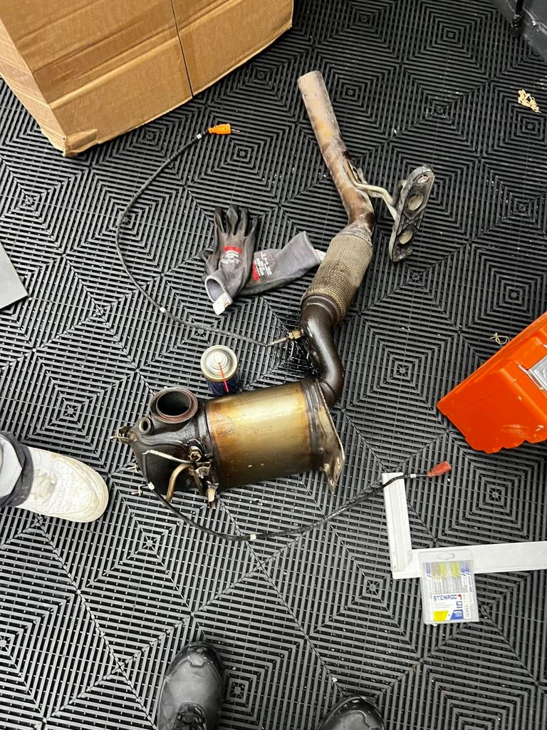 Oude catalysator + roetfilter, Ophalen